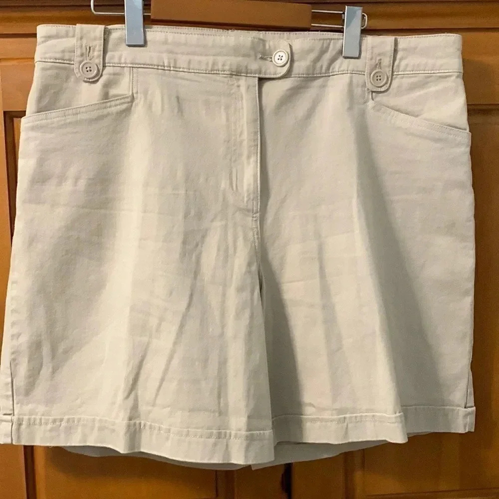 shorts 18